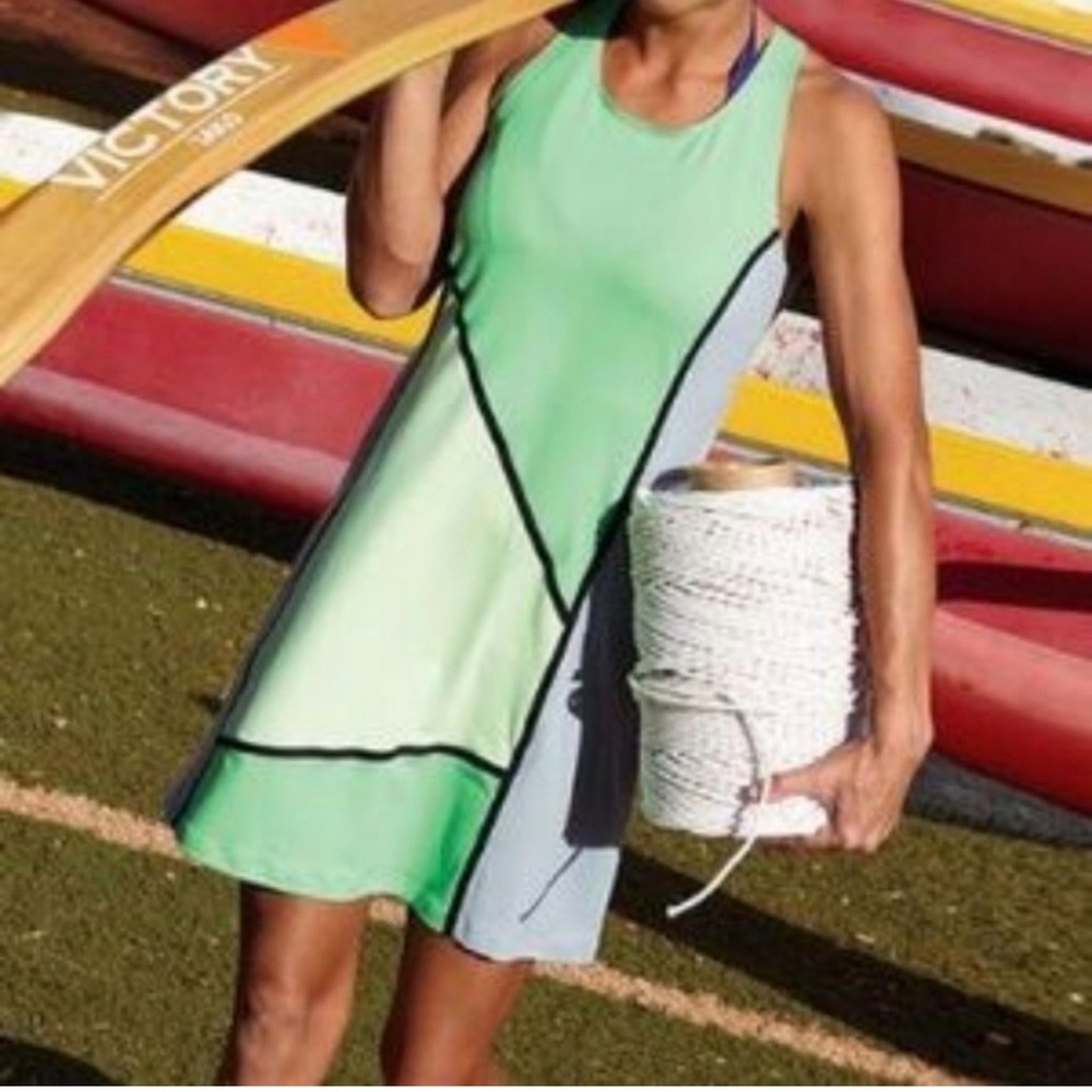TITLE NINE Futurama Knee Length Dress Tennis Color Block Sleeveless Racerback M